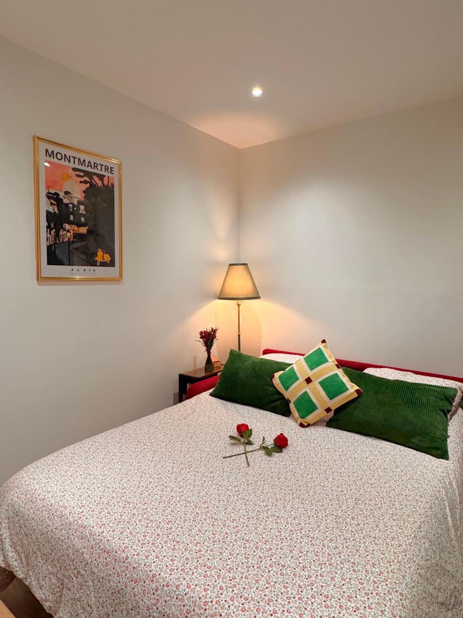 Amelie Poulain Studio In Heart Of Montmartre Paris Dış mekan fotoğraf